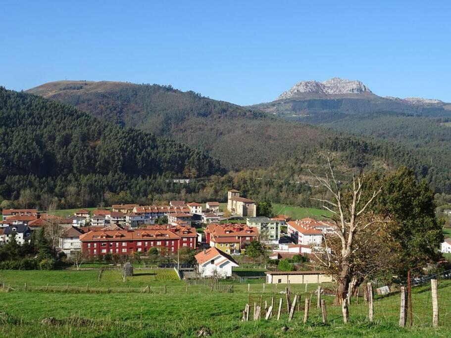Apartamento Hogar Del Nomada Gibaja Екстер'єр фото
